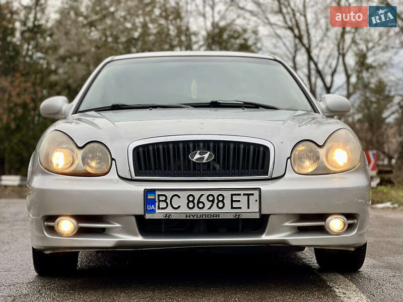 Седан Hyundai Sonata 2002 в Львове