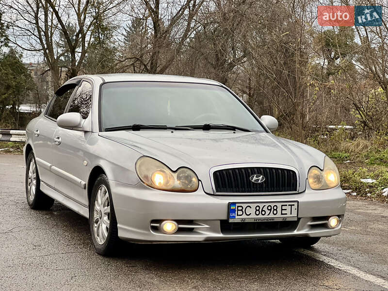 Седан Hyundai Sonata 2002 в Львове