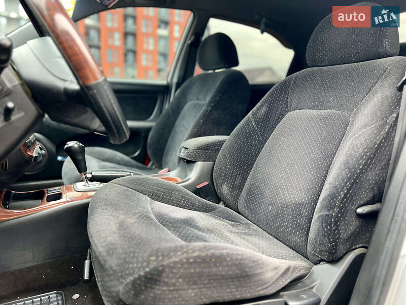 Седан Hyundai Sonata 2002 в Львове