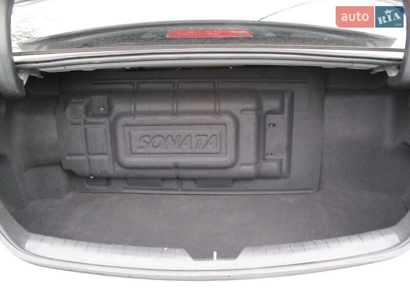 Седан Hyundai Sonata 2018 в Киеве