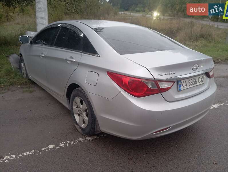 Седан Hyundai Sonata 2014 в Калиновке