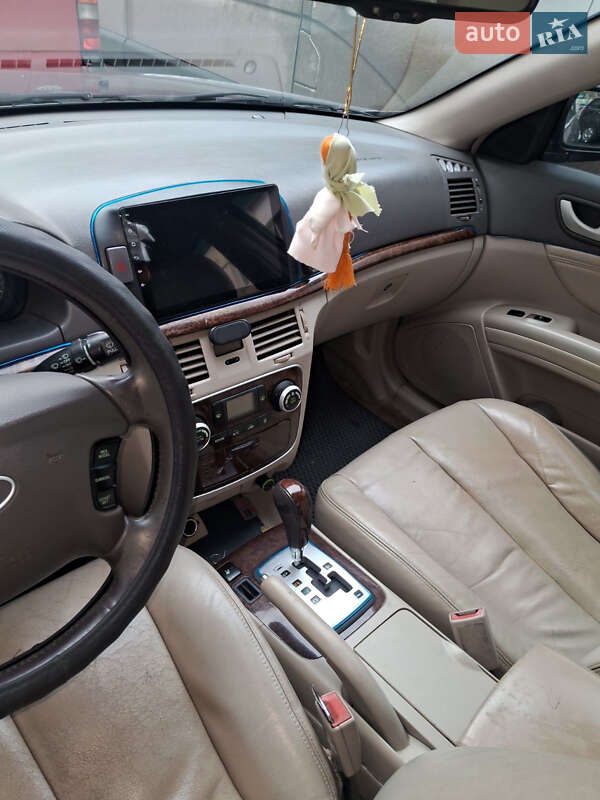 Седан Hyundai Sonata 2006 в Киеве