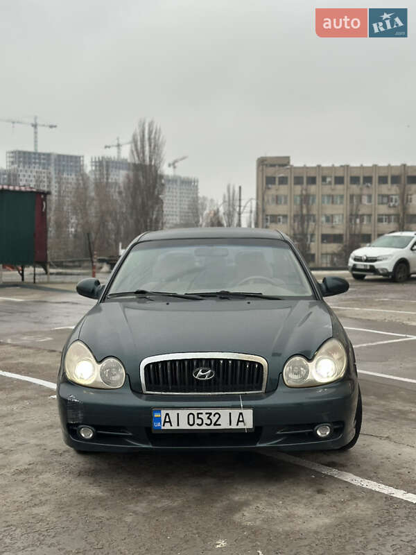 Седан Hyundai Sonata 2004 в Києві