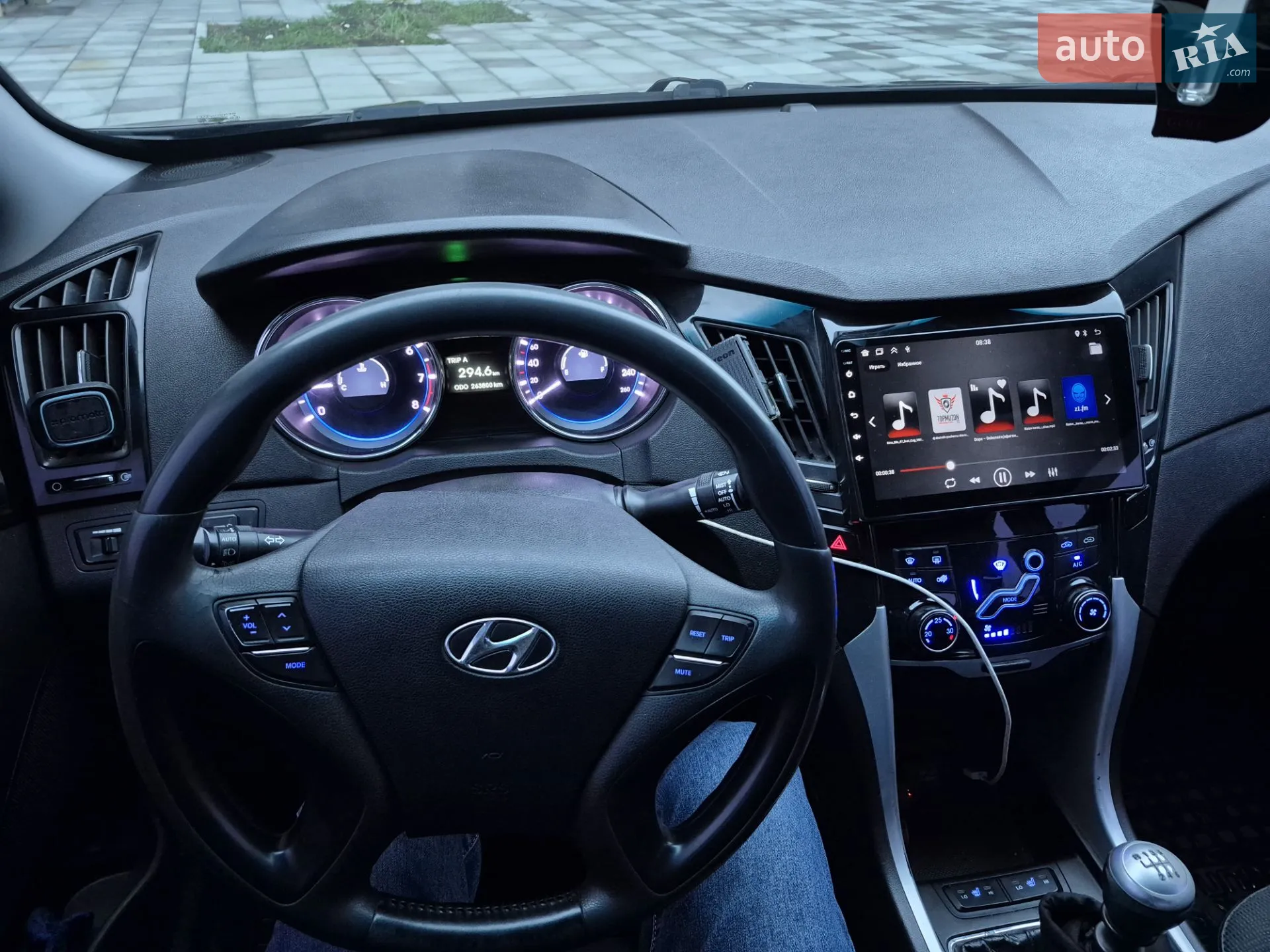 2010 Hyundai Sonata - мініатюра 19