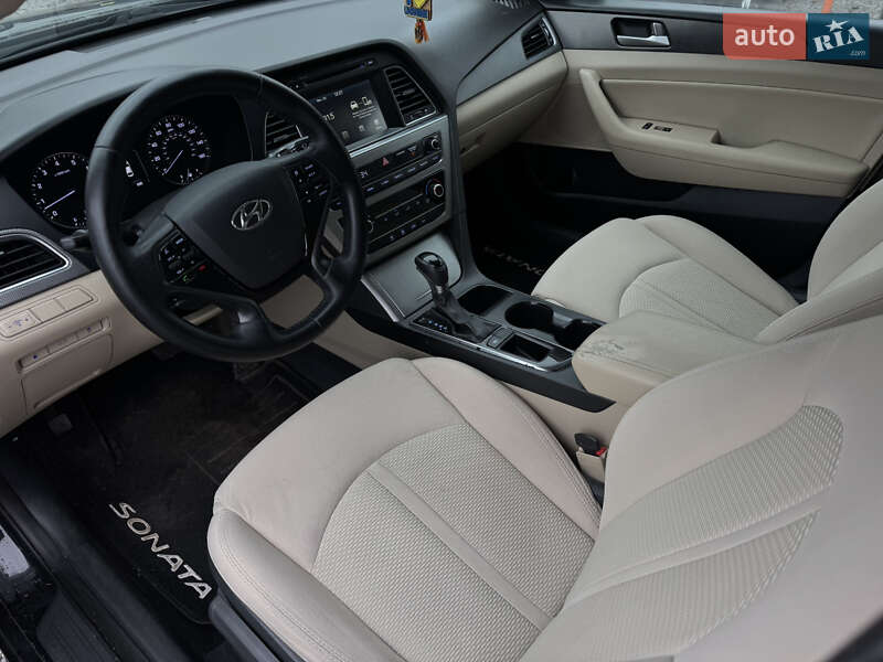 Седан Hyundai Sonata 2015 в Умани