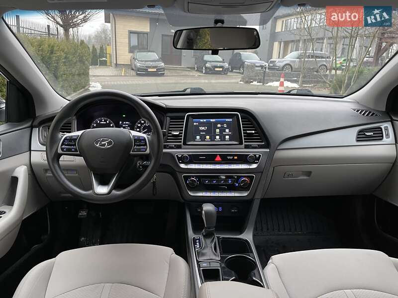 Седан Hyundai Sonata 2018 в Стрые