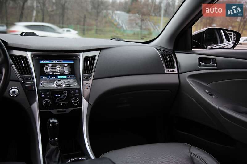 Седан Hyundai Sonata 2012 в Харькове