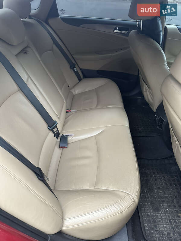 Седан Hyundai Sonata 2013 в Киеве