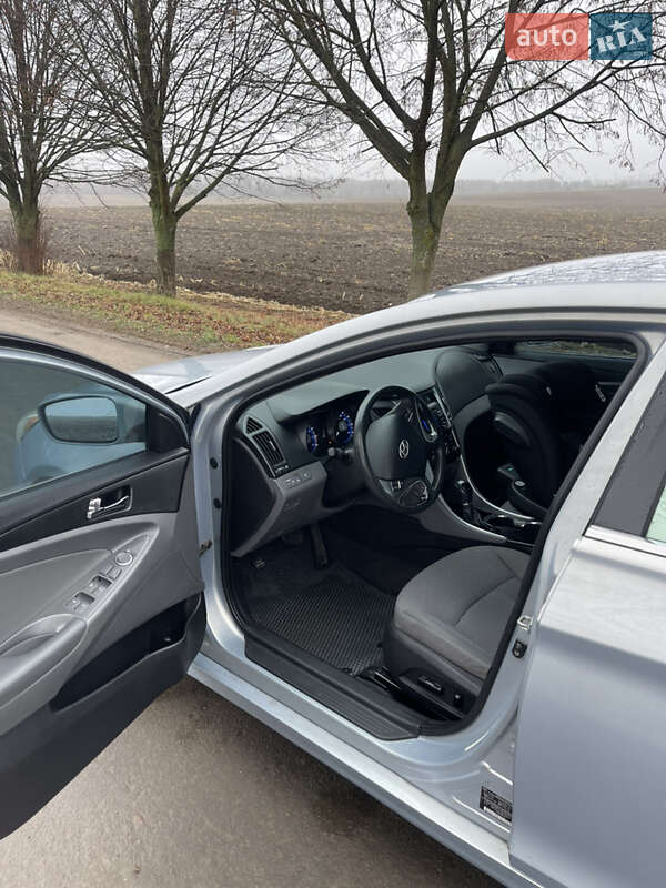 Седан Hyundai Sonata 2010 в Заре фото 7 Седан Hyundai Sonata 2010 в Заре