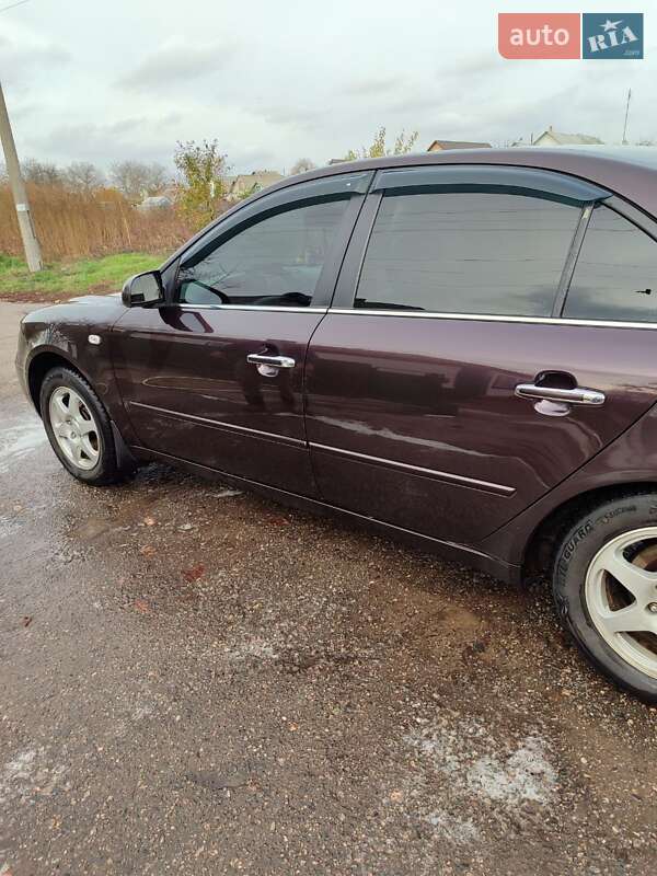 Седан Hyundai Sonata 2006 в Драбове