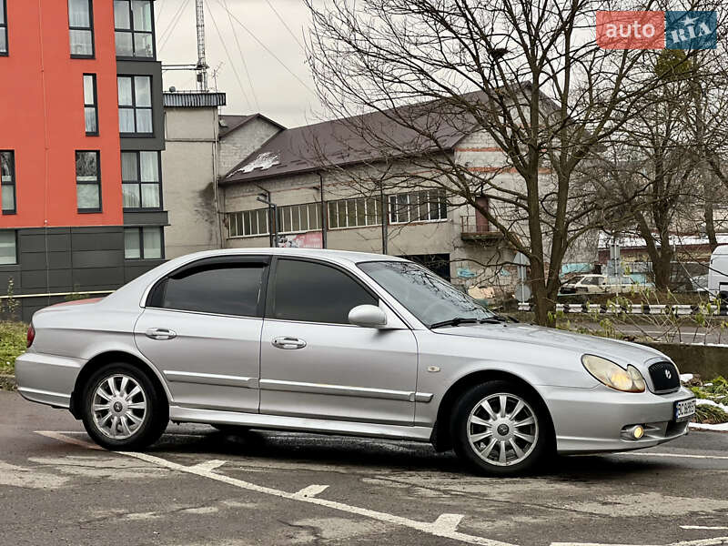 Седан Hyundai Sonata 2002 в Львові