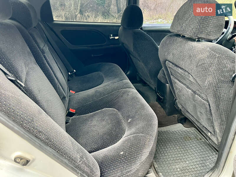 Седан Hyundai Sonata 2002 в Львові