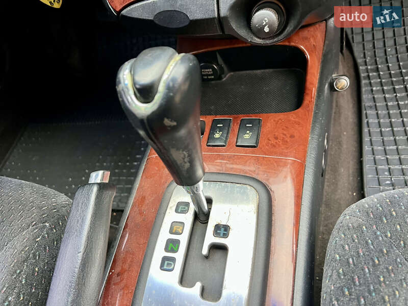 Седан Hyundai Sonata 2002 в Львові