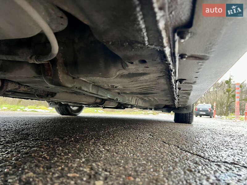 Седан Hyundai Sonata 2002 в Львові