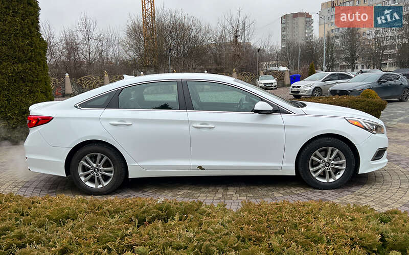 Седан Hyundai Sonata 2016 в Львове