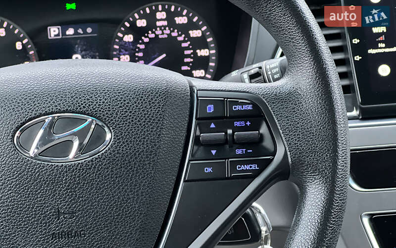 Седан Hyundai Sonata 2016 в Львове