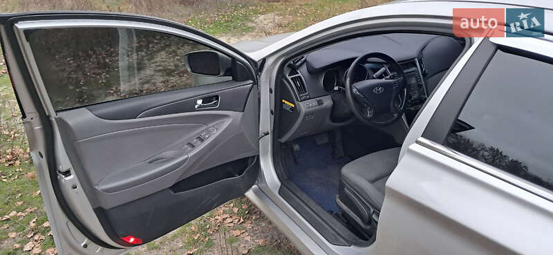 Седан Hyundai Sonata 2013 в Днепре