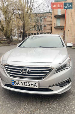 Седан Hyundai Sonata 2015 в Кропивницькому