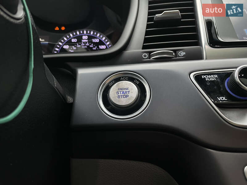 Седан Hyundai Sonata 2018 в Одесі