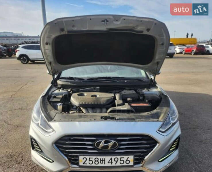 Седан Hyundai Sonata 2018 в Києві