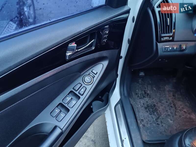 Седан Hyundai Sonata 2010 в Кропивницком фото 14 Седан Hyundai Sonata 2010 в Кропивницком