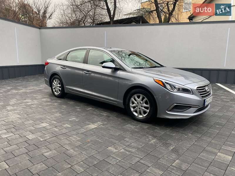 Седан Hyundai Sonata 2017 в Ровно