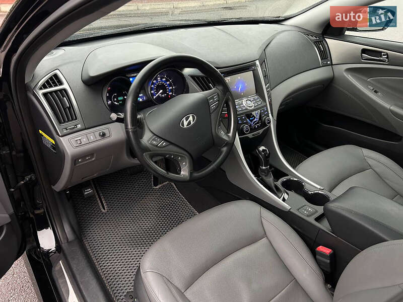 Седан Hyundai Sonata 2014 в Києві