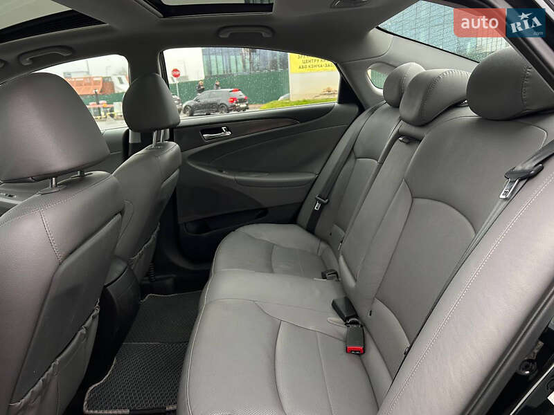 Седан Hyundai Sonata 2014 в Києві