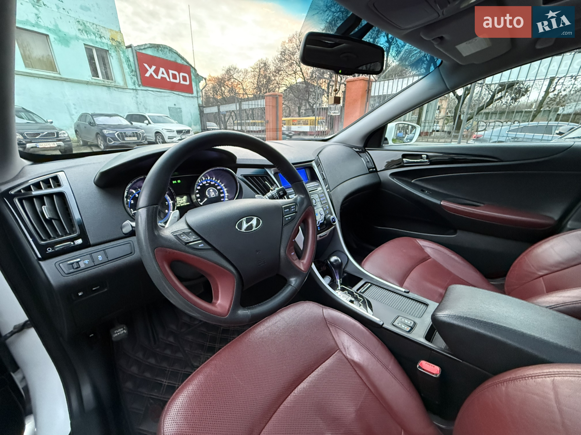 2011 Hyundai Sonata - мініатюра 24