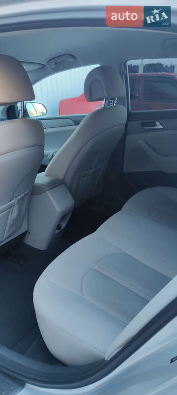 Седан Hyundai Sonata 2016 в Полтаві