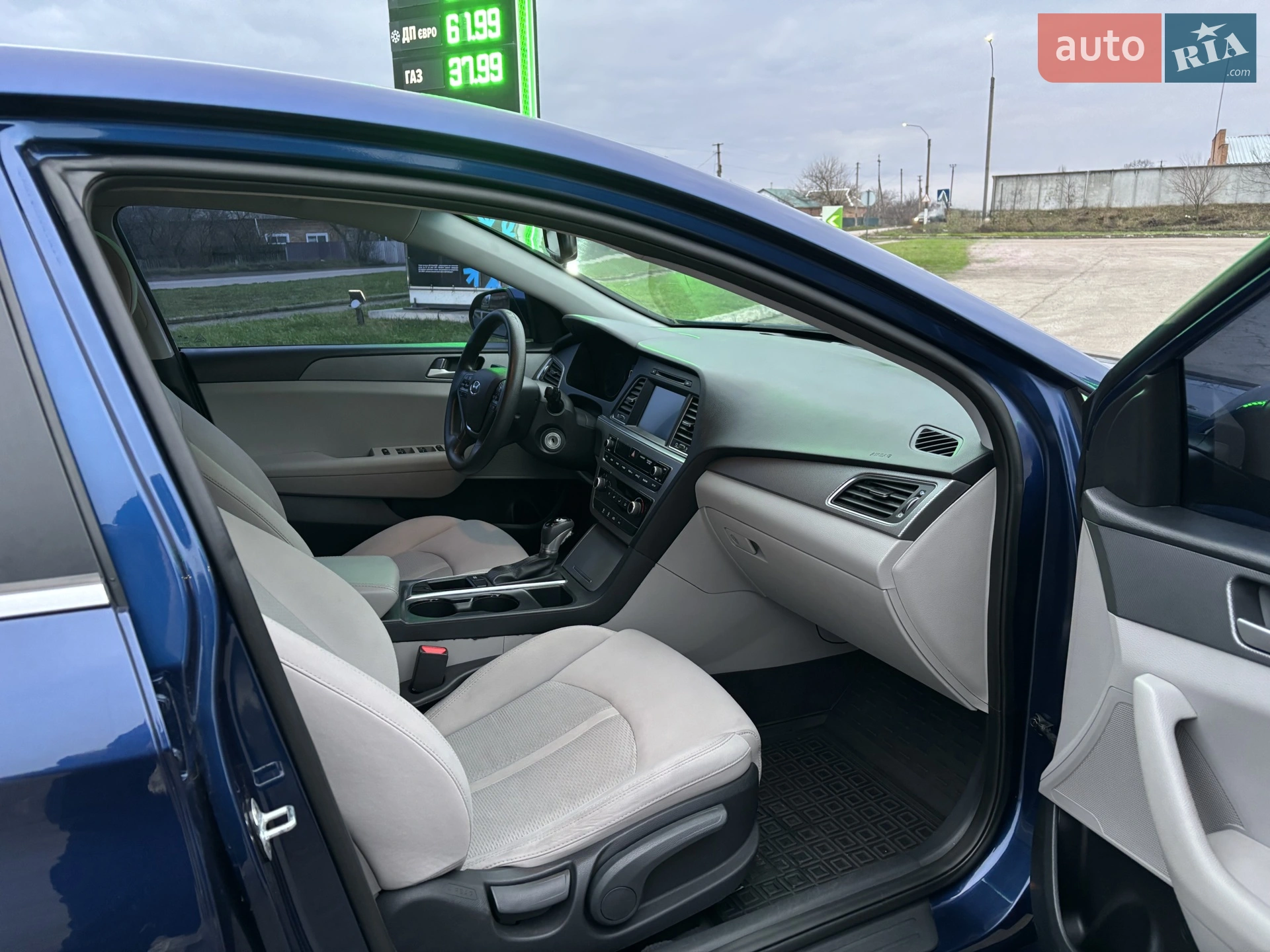 2015 Hyundai Sonata - мініатюра 17