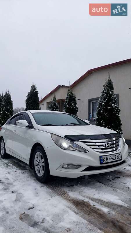 Hyundai Sonata 2012