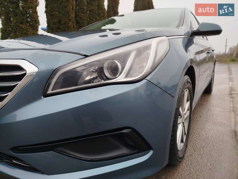 Седан Hyundai Sonata 2016 в Почаеве