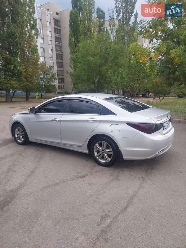 Hyundai Sonata 2013