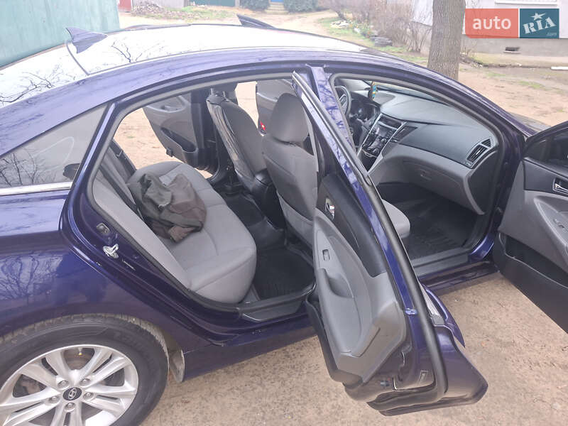 Седан Hyundai Sonata 2012 в Николаеве