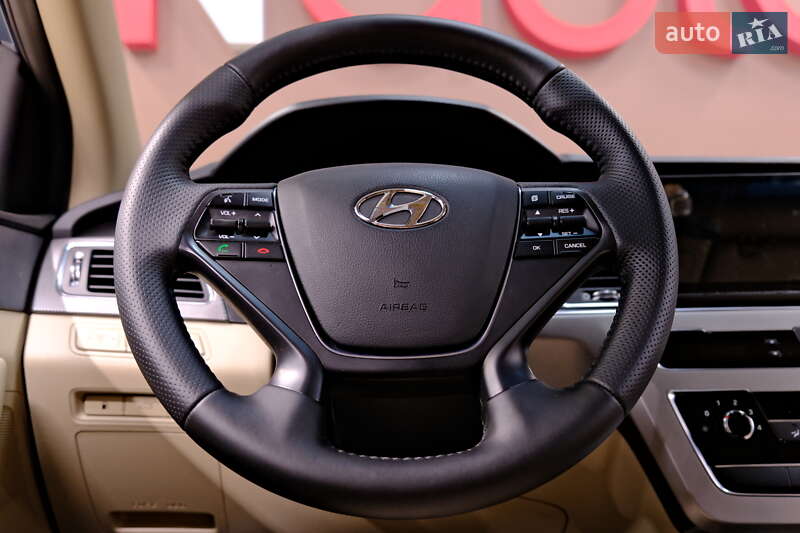 Седан Hyundai Sonata 2017 в Одессе