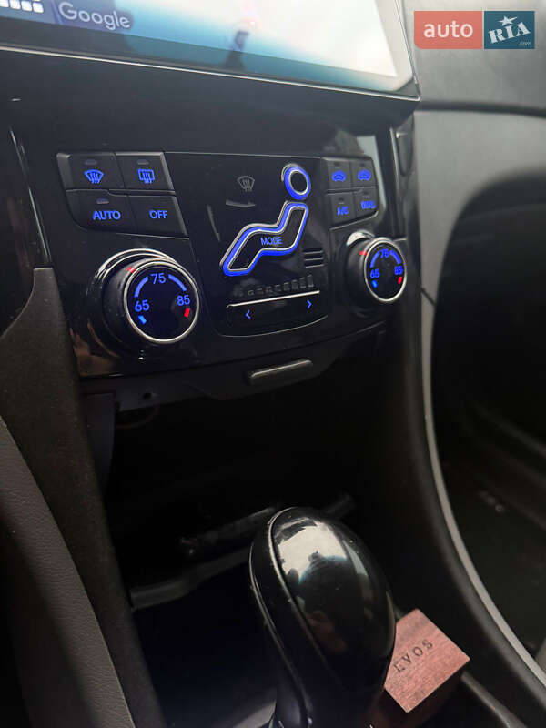 Седан Hyundai Sonata 2011 в Песочине