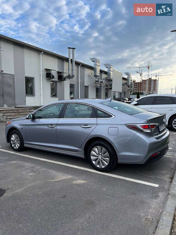 Седан Hyundai Sonata 2015 в Вінниці