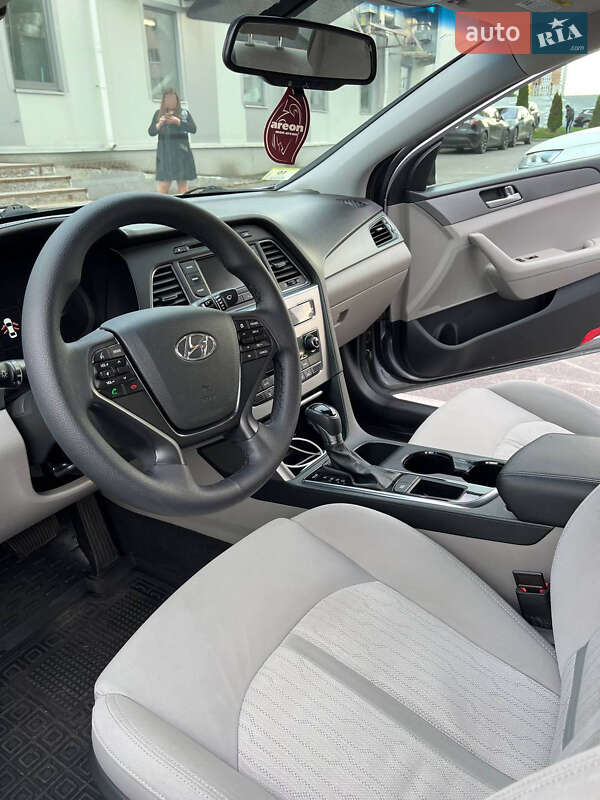 Седан Hyundai Sonata 2015 в Вінниці