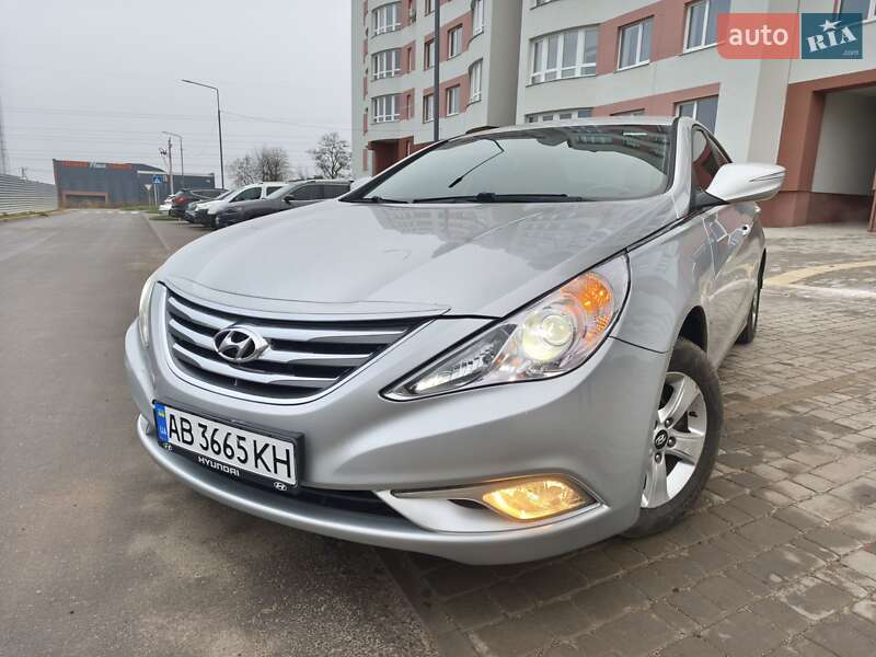 Hyundai Sonata 2012
