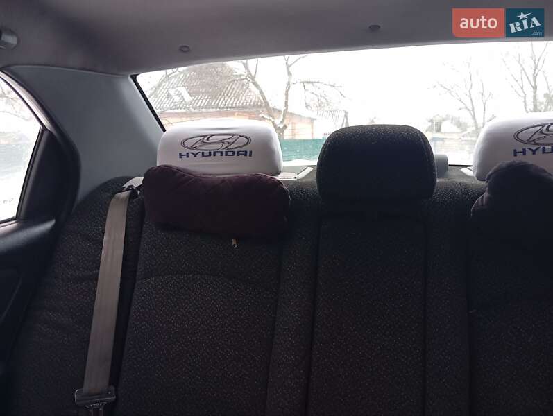 Седан Hyundai Sonata 2004 в Люботине фото 2 Седан Hyundai Sonata 2004 в Люботине