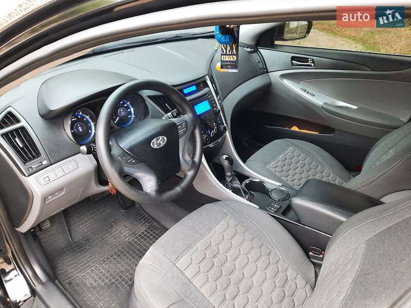 Седан Hyundai Sonata 2012 в Дніпрі