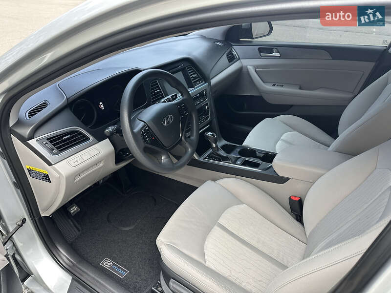 Седан Hyundai Sonata 2017 в Киеве