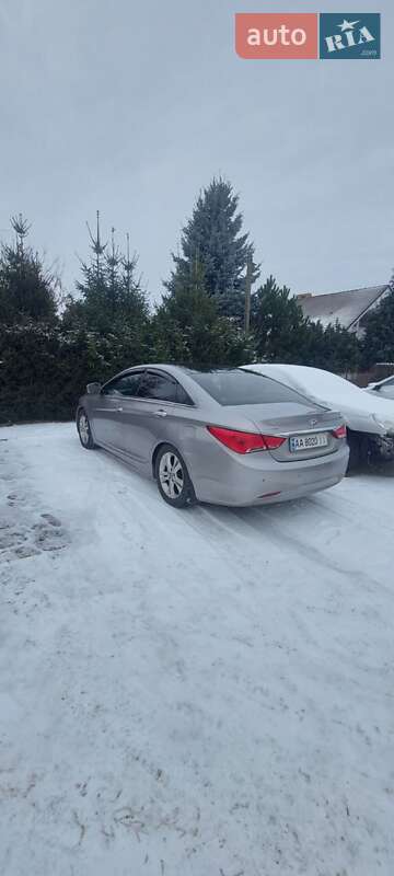 Седан Hyundai Sonata 2010 в Чемеровцах