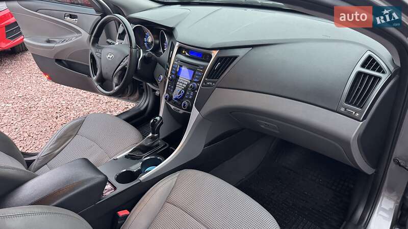 Седан Hyundai Sonata 2012 в Киеве фото 30 Седан Hyundai Sonata 2012 в Киеве
