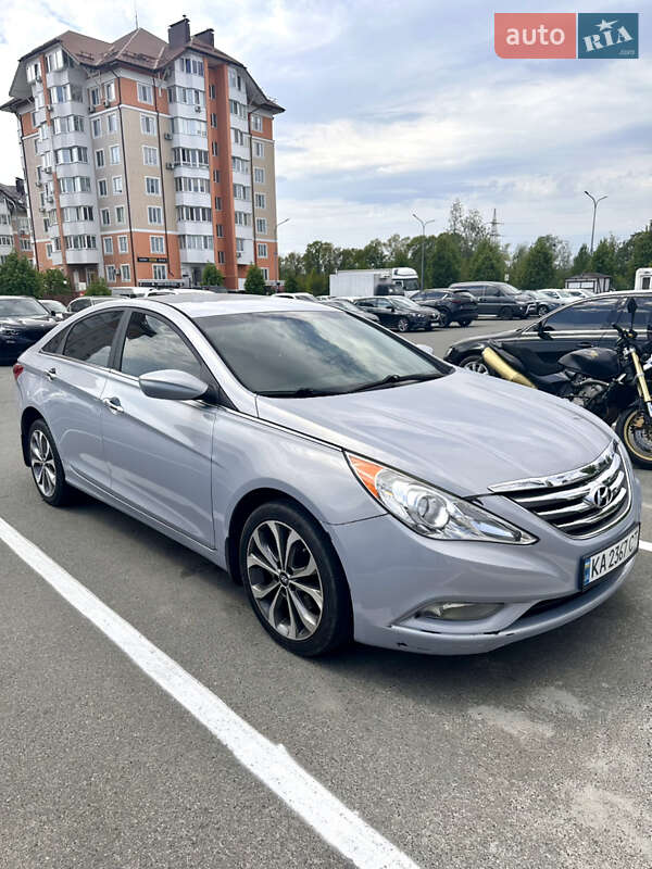 Hyundai Sonata 2013