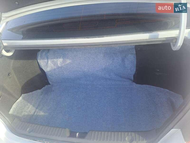 Седан Hyundai Sonata 2013 в Києві