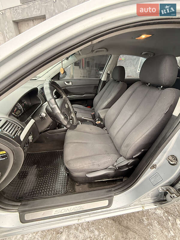 Седан Hyundai Sonata 2007 в Новой Водолаге