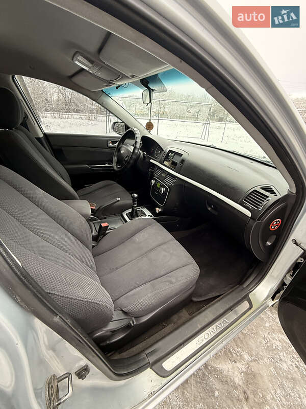 Седан Hyundai Sonata 2007 в Новой Водолаге