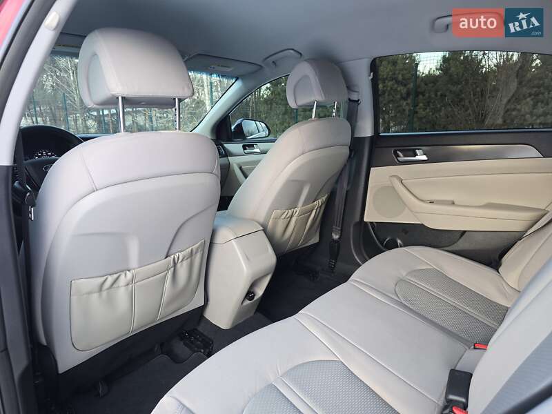 Седан Hyundai Sonata 2015 в Хмельницком